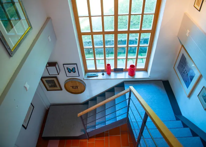 Kuenstlervilla Mit Grandiosem Panoramablick فيشباكاو